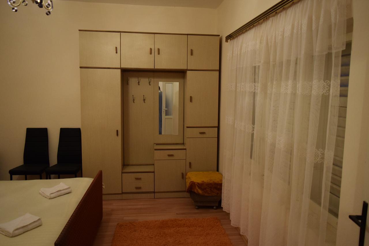 Apartment S&M Tivat Exterior photo